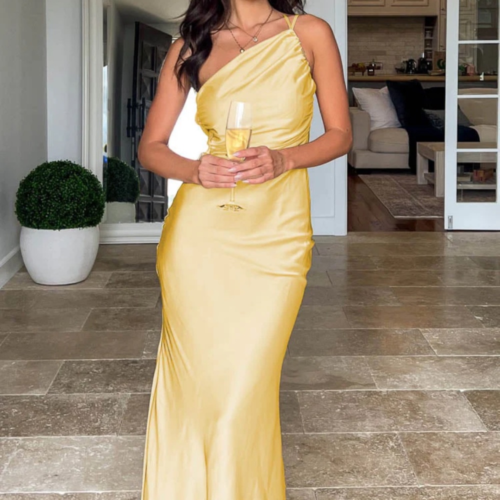 Beginning Boutique Tina Yellow Dress